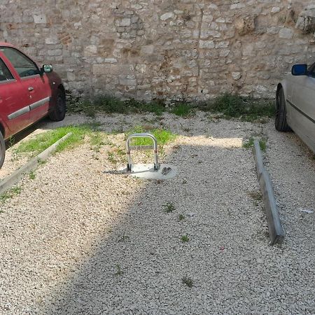 T&M Apartment With Parking In The Old Town Zadar Buitenkant foto