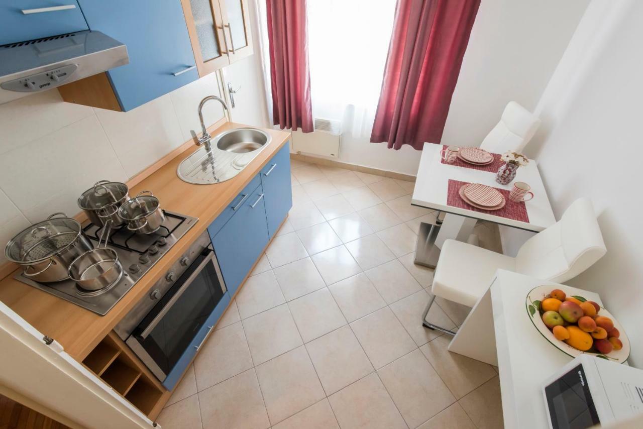 T&M Apartment With Parking In The Old Town Zadar Buitenkant foto