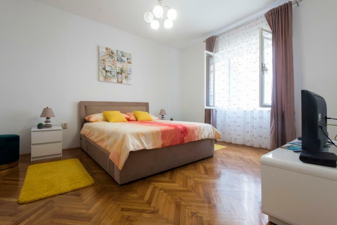 T&M Apartment With Parking In The Old Town Zadar Buitenkant foto